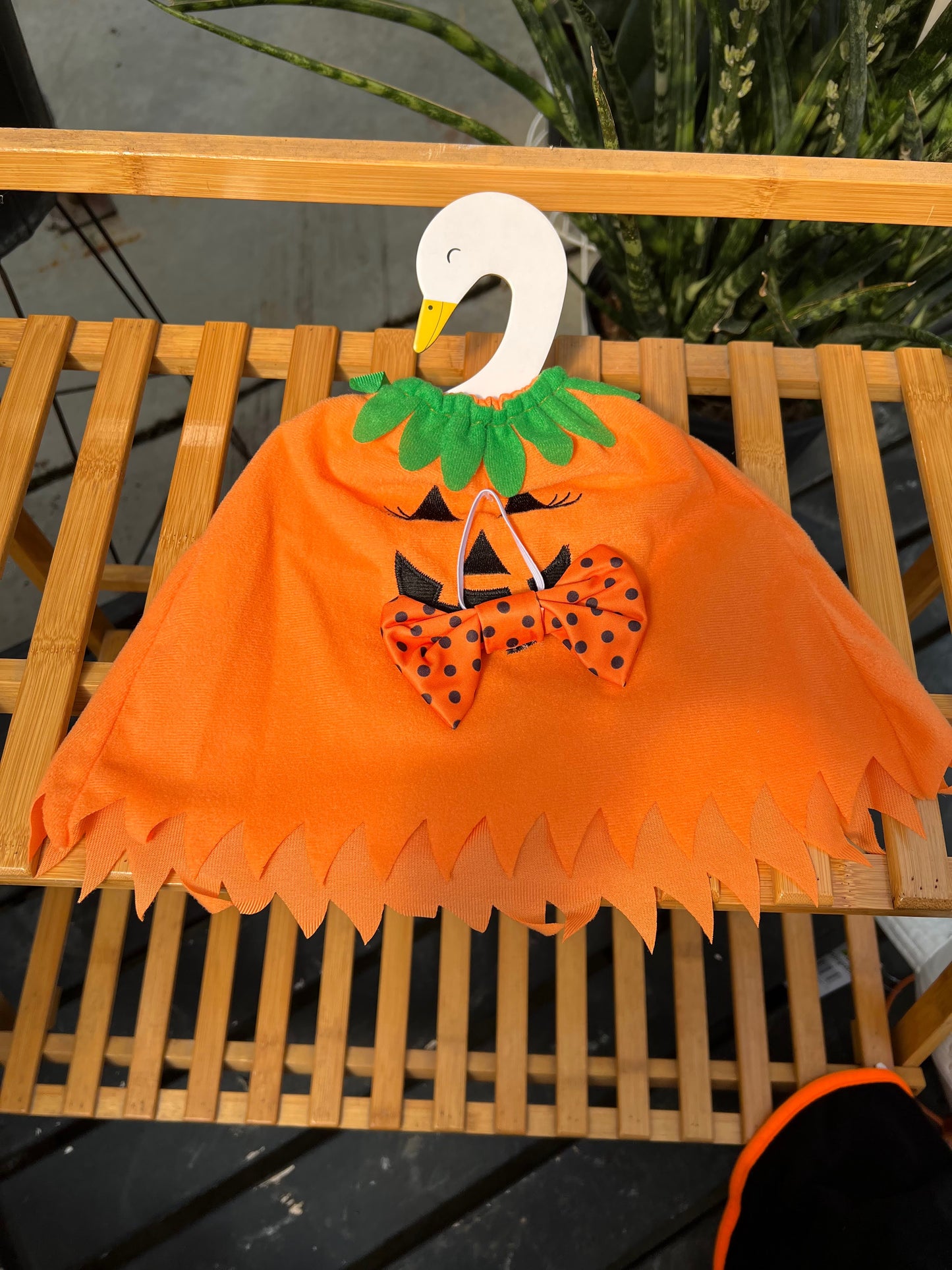 Pumpkin Poncho - Giddy Outfit