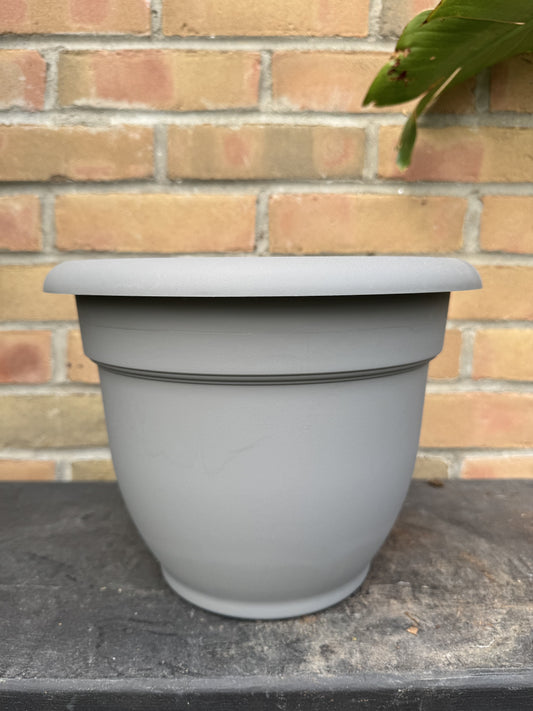 10" Ariana Pot - Charcoal