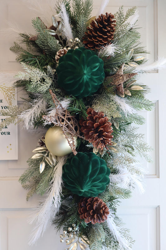 Green & Gold with Pinecones