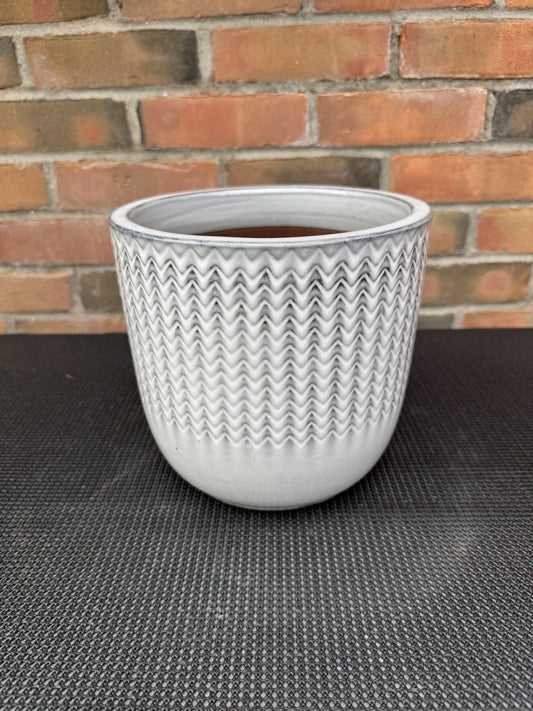 8.25" Myan Planter - White