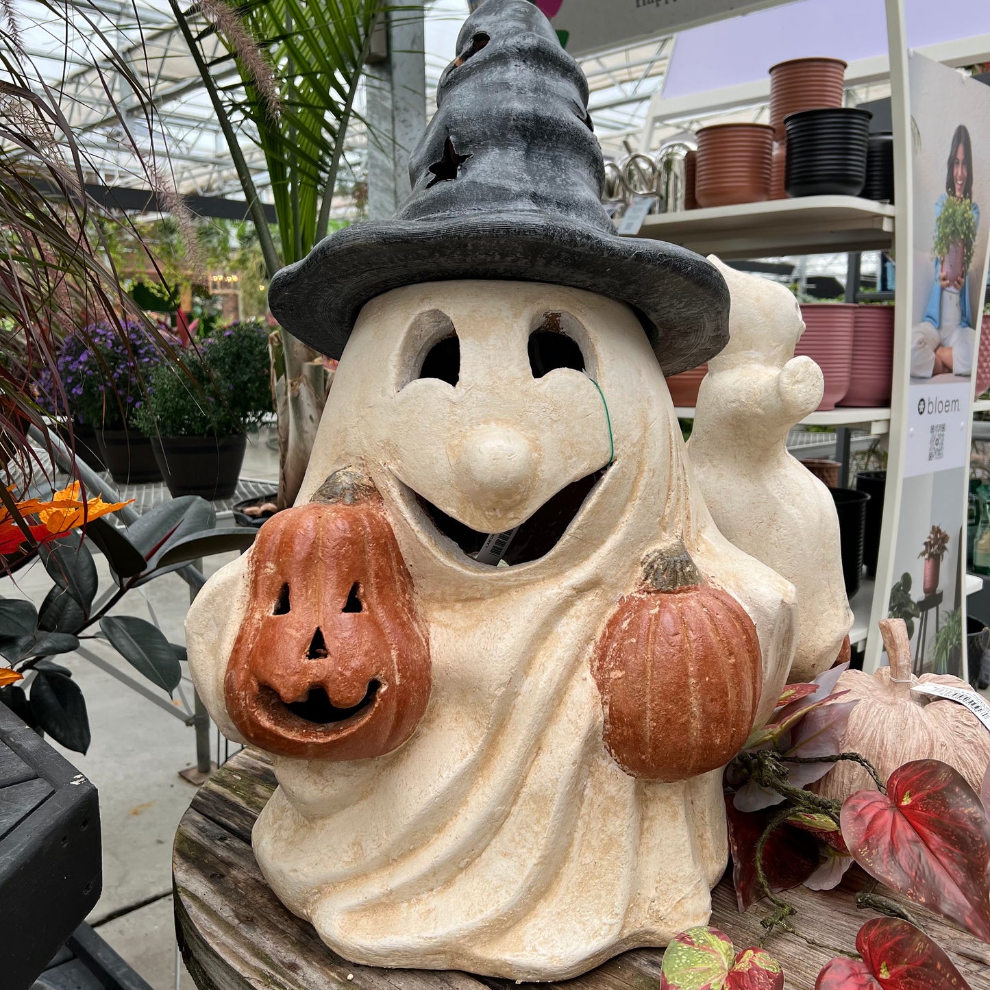 Large Ghost with Witch Hat 31"